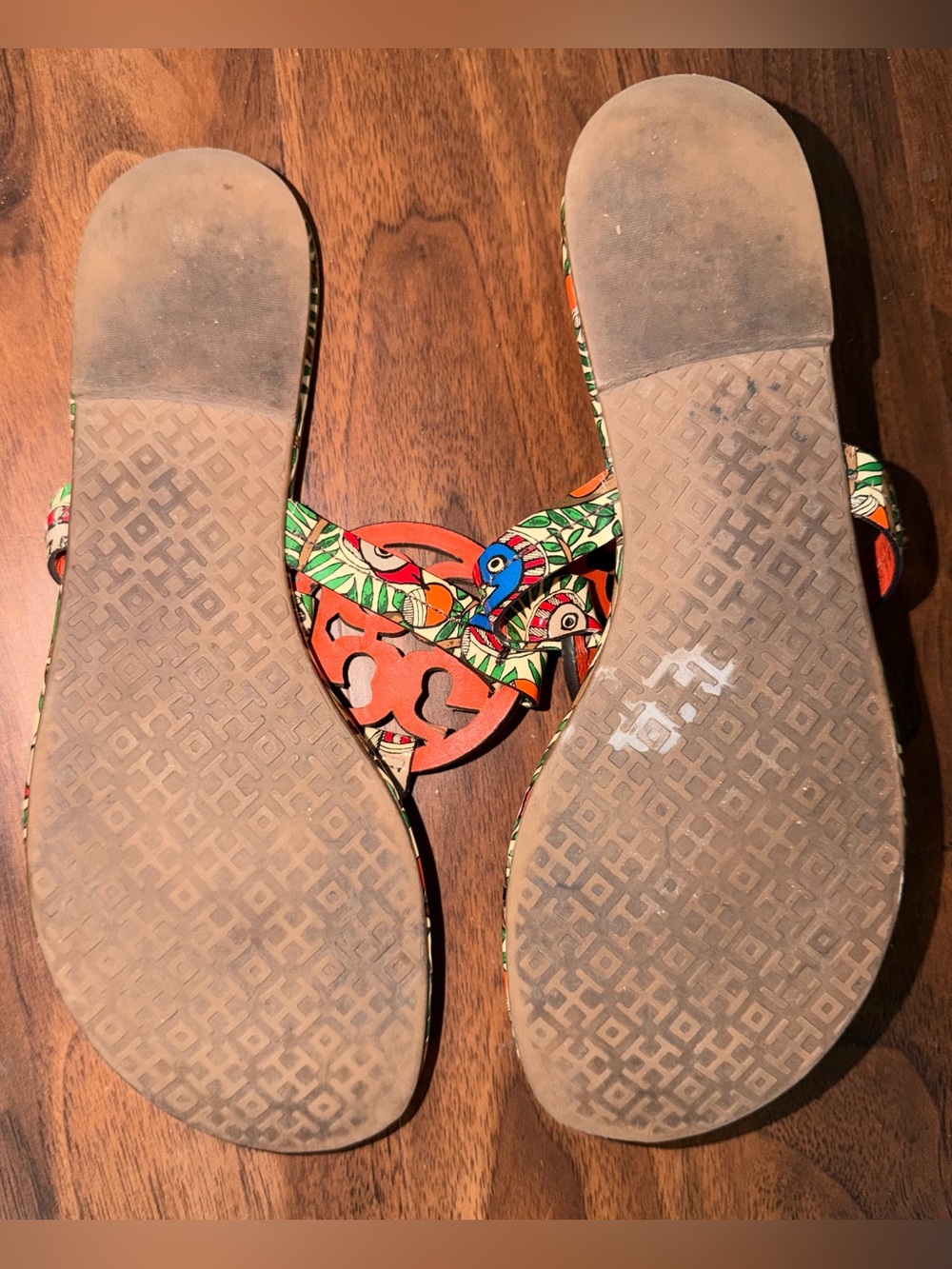 Tory Burch Miller sandals PRINTED PATENT LEATHER - Picture 4 of 13